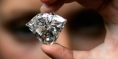 Грузовая техника и добыча алмазов